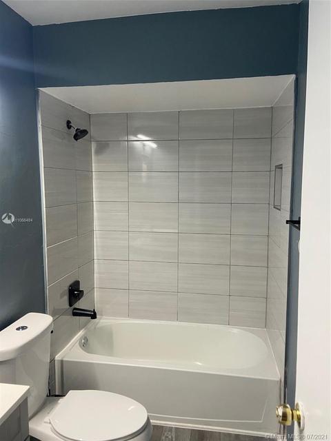 4191 W 18th Ct, Hialeah, FL 33012 photo 12