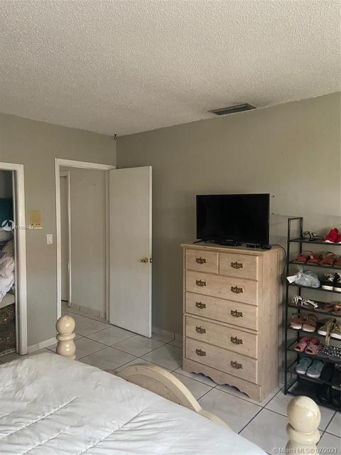 4191 W 18th Ct, Hialeah, FL 33012 photo 15