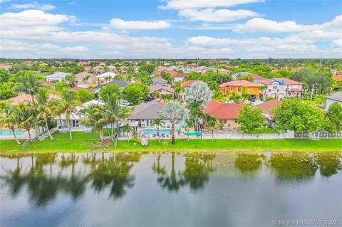 4331 SW 159th Path, Miami, FL 33185 photo 2