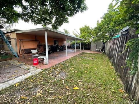 461 W 64th St, Hialeah, FL 33012 photo 11