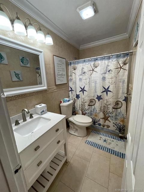 461 W 64th St, Hialeah, FL 33012 photo 8