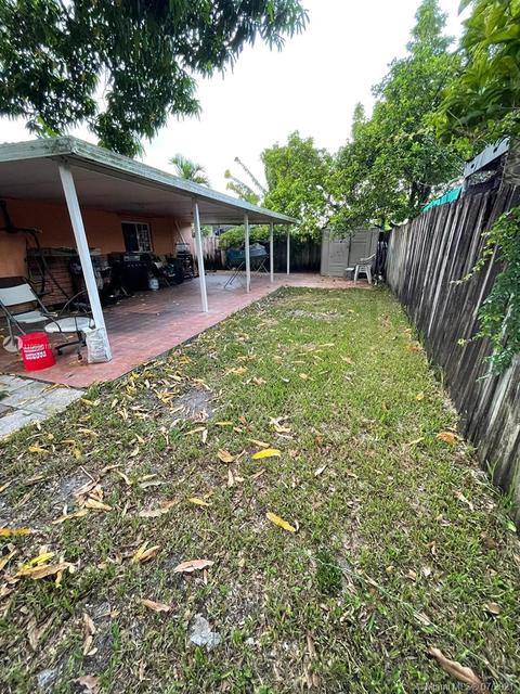 461 W 64th St, Hialeah, FL 33012 photo 12