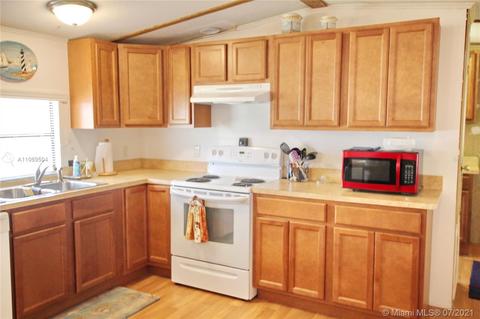 2107 SE 32nd St, Okeechobee, FL 34974 photo 11