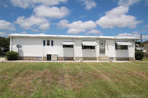 2107 SE 32nd St, Okeechobee, FL 34974 photo 2