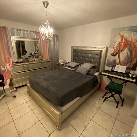 868 W 39th Pl, Hialeah, FL 33012 photo 17