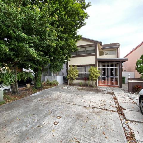 868 W 39th Pl, Hialeah, FL 33012 photo 2