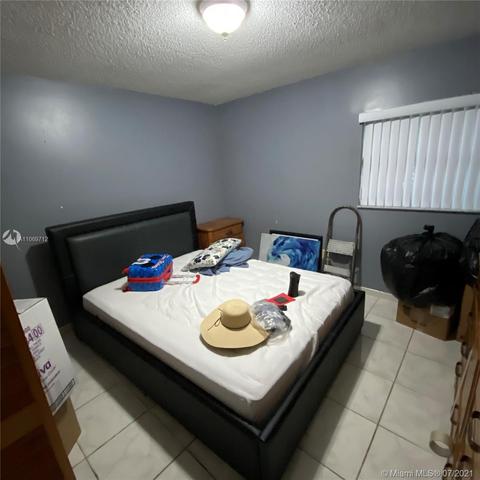 868 W 39th Pl, Hialeah, FL 33012 photo 19