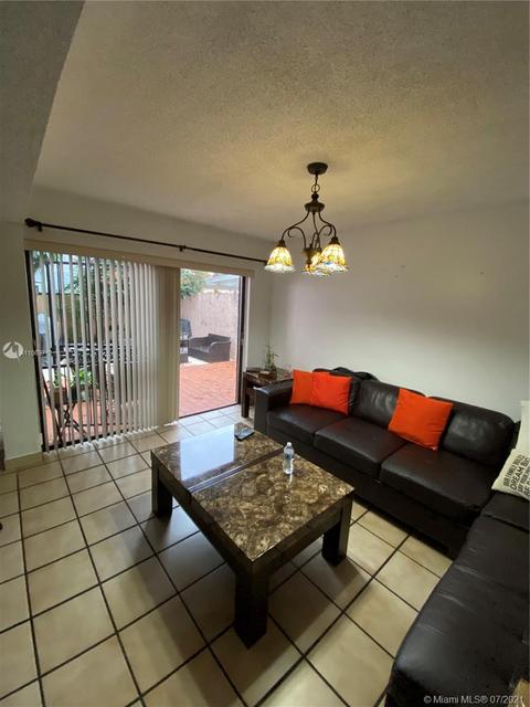 868 W 39th Pl, Hialeah, FL 33012 photo 6