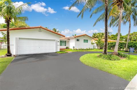 751 Heron Ave, Miami Springs, FL 33166 photo 3