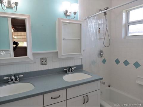116 Cherokee St, Miami Springs, FL 33166 photo 15