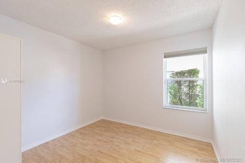 1663 SW 158th Ter, Pembroke Pines, FL 33027 photo 18