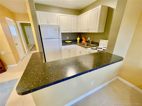301 E Mcnab Rd #207, Pompano Beach, FL 33060 photo 9