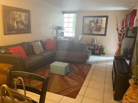 1900 W 68th St #E202, Hialeah, FL 33014 photo 1