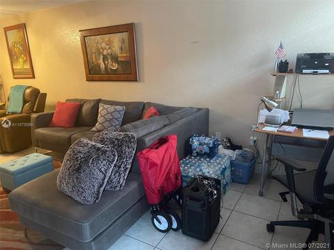 1900 W 68th St #E202, Hialeah, FL 33014 photo 3