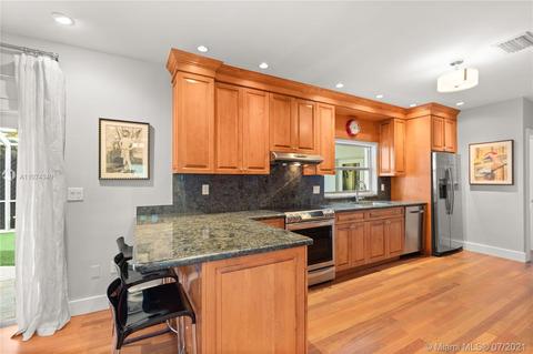 186 Edgewater Dr, Coral Gables, FL 33133 photo 14