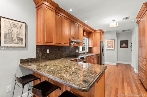 186 Edgewater Dr, Coral Gables, FL 33133 photo 16