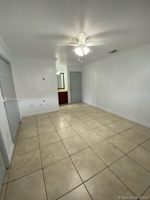 2270 W 74th St #201-6, Hialeah, FL 33016 photo 6