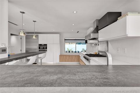 30 Island Dr, Key Biscayne, FL 33149 photo 39