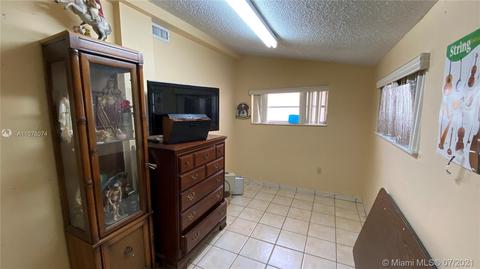 1832 SW 3rd St, Miami, FL 33135 photo 13