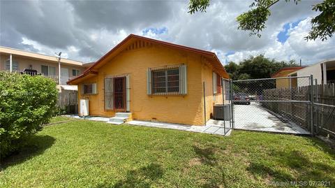 1832 SW 3rd St, Miami, FL 33135 photo 4
