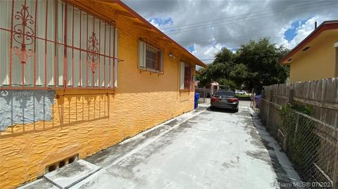 1832 SW 3rd St, Miami, FL 33135 photo 3