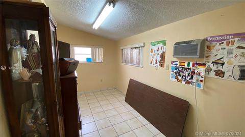 1832 SW 3rd St, Miami, FL 33135 photo 14