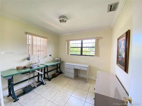 151 E 53rd Ter, Hialeah, FL 33013 photo 13