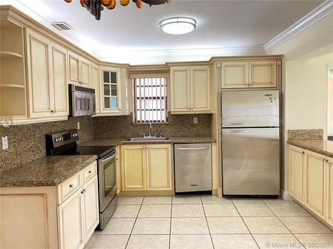 151 E 53rd Ter, Hialeah, FL 33013 photo 8