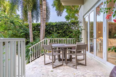 270 Buttonwood Dr, Key Biscayne, FL 33149 photo 7