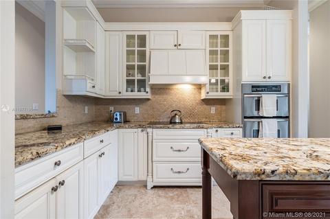 270 Buttonwood Dr, Key Biscayne, FL 33149 photo 9