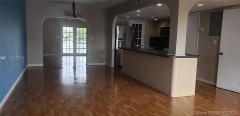 6971 W 17th Ct, Hialeah, FL 33014 photo 6
