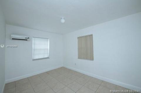 915 Sultan Ave, Opa Locka, FL 33054 photo 10
