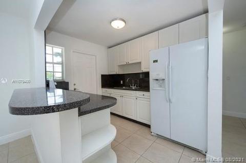 915 Sultan Ave, Opa Locka, FL 33054 photo 5