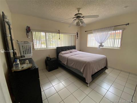 642 W 65th Dr, Hialeah, FL 33012 photo 12