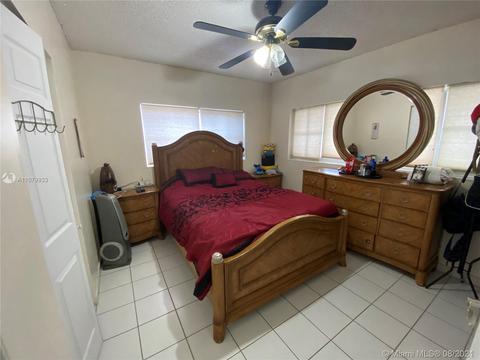 642 W 65th Dr, Hialeah, FL 33012 photo 13