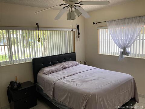 642 W 65th Dr, Hialeah, FL 33012 photo 19