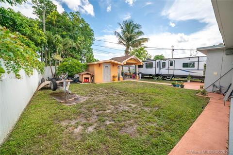650 E 16th Pl, Hialeah, FL 33010 photo 24