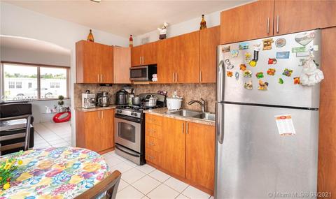 650 E 16th Pl, Hialeah, FL 33010 photo 15