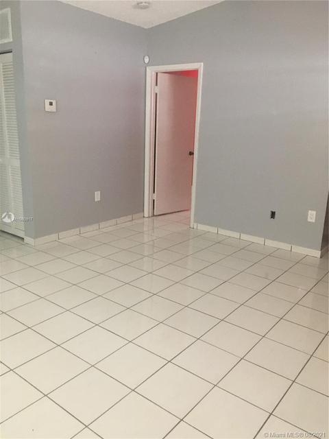7746 W 30th Ln, Hialeah, FL 33018 photo 3