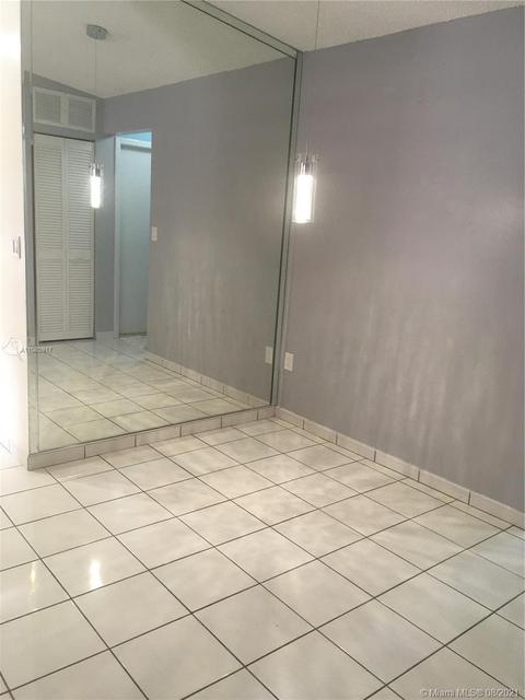 7746 W 30th Ln, Hialeah, FL 33018 photo 4
