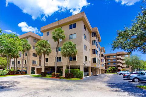 8010 Hampton Blvd #207, North Lauderdale, FL 33068 photo 1
