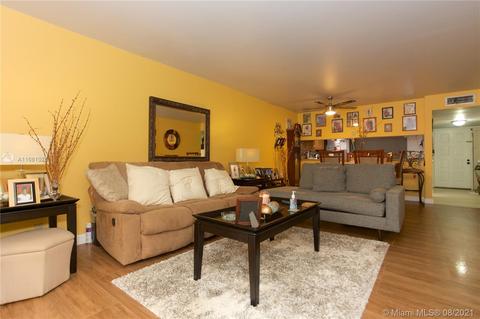 8010 Hampton Blvd #207, North Lauderdale, FL 33068 photo 7