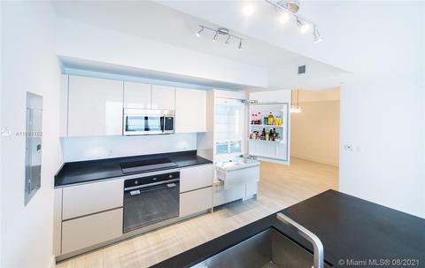 1010 Brickell Ave #4403, Miami, FL 33131 photo 8
