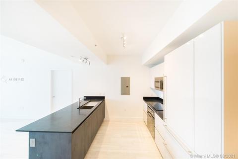 1010 Brickell Ave #4403, Miami, FL 33131 photo 6