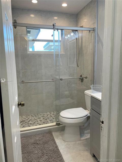 3295 W 9th Ave, Hialeah, FL 33012 photo 15