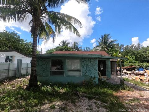 748 E 23rd St, Hialeah, FL 33013 photo 1