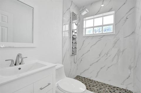 481 E 42nd St, Hialeah, FL 33013 photo 15