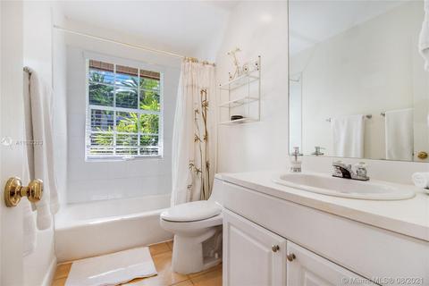 560 Hampton Ln, Key Biscayne, FL 33149 photo 19