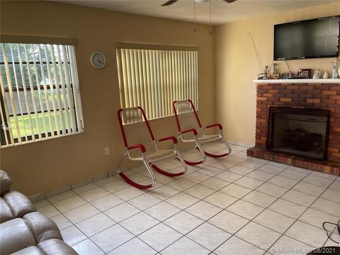 180 E 19th St, Hialeah, FL 33010 photo 17