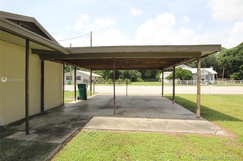 509 SW 2nd Ave, Okeechobee, FL 34974 photo 2
